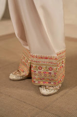 WARM IVORY (F-533)